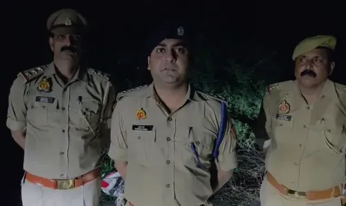 गाजीपुर मुठभेड़: नाबालिग अपहरण का ₹50,000 इनामी संजय बिन्द गिरफ्तार, पैर में लगी गोली