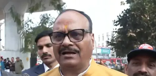 क्या उत्तर प्रदेश के उपमुख्यमंत्री ब्रजेश पाठक ने अखिलेश यादव को जवाब दिया?