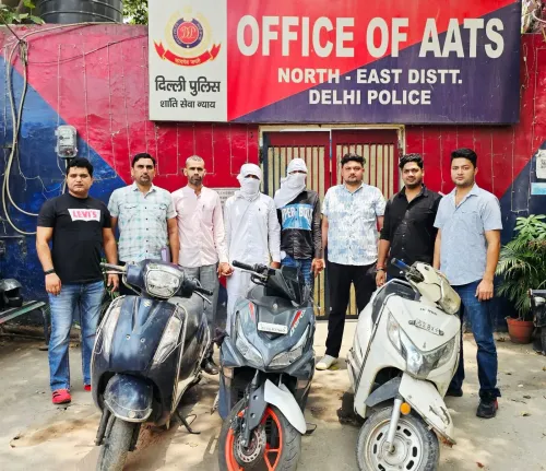 उत्तर-पूर्वी दिल्ली में AATS ने पकड़े दो वाहन चोर, तीन चोरी की स्कूटी बरामद