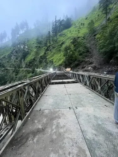 उत्तराखंड: गंगोत्री राष्ट्रीय राजमार्ग पर वैली ब्रिज का निर्माण पूरा, सोनगाड तक सड़क संपर्क बहाल 