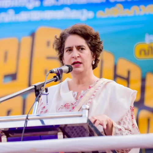क्या प्रियंका गांधी ने केदारनाथ हेलीकॉप्टर क्रैश पर दुख जताया और राज्य सरकार से किया ये अपील?