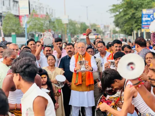 वडनगर में श्रावण उत्सव 2026: 108 कलाकारों की डमरू यात्रा, मंत्री अर्जुन मोढवाडिया रहे शामिल