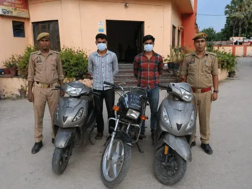 नोएडा पुलिस ने वाहन चोरी गैंग का भंडाफोड़ किया, दो गिरफ्तार; यमुना डूब क्षेत्र में छिपाते थे चोरी के वाहन