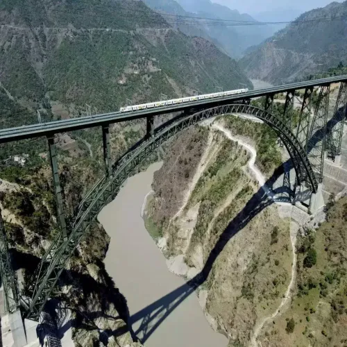 Vaishnaw Hails Chenab, Pamban, Anji as Engineering Marvels