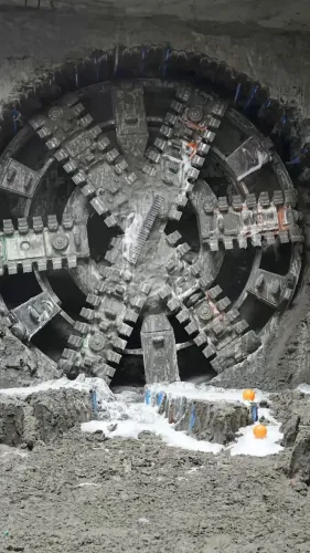 Vaishnaw hails TBM Durga breakthrough on Kolkata Metro Purple Line