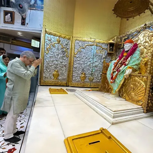 Vaishnaw Prays for Modi's Continued Service, Viksit Bharat