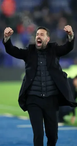 Van Nistelrooy Urges Leicester City to Maintain High Standards Following Victory Over Spurs