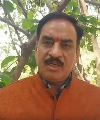 वाराणसी गंगा इफ्तार पर विनोद बंसल की कड़ी प्रतिक्रिया, कहा- हिंदू आस्था का अपमान बर्दाश्त नहीं