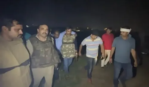 क्या वाराणसी में कॉलोनाइजर मर्डर केस से जुड़े एनकाउंटर में असलहा सप्लायर घायल हुआ?