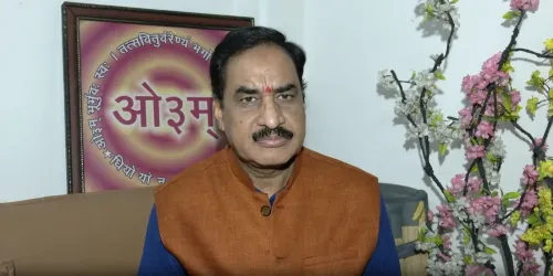 वीएचपी नेता विनोद बंसल का कांग्रेस पर हमला: जामिया-जेएनयू नारे 'बदनाम करने की साजिश'