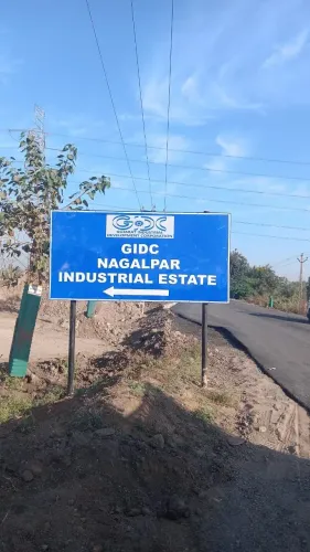 How Will the Vibrant Gujarat Regional Conference Highlight Investment Opportunities in the New Medical Device Park?