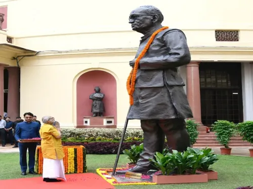 Will Vice President Radhakrishnan Honor Jayaprakash Narayan in Bihar on Oct 11?