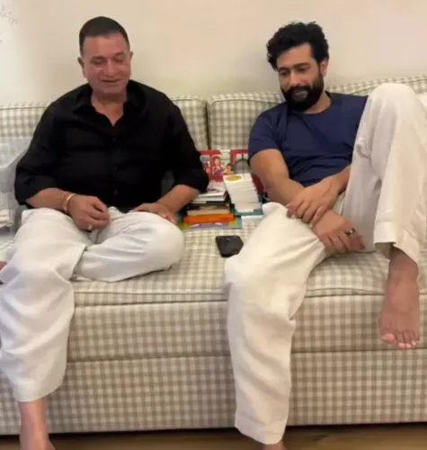 विक्की कौशल के 38वें जन्मदिन पर पिता श्याम कौशल का भावुक संदेश: 'ऐसा बेटा पाकर गर्व होता है'
