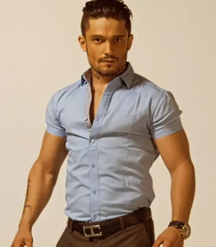 भारतीय पहचान की कीमत पर विदेशी नागरिकता नहीं लूंगा: सिद्धार्थ भारद्वाज