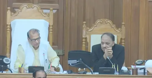 क्या यूपी विधान परिषद में सपा ने स्वास्थ्य मुद्दे पर योगी सरकार को घेरा?