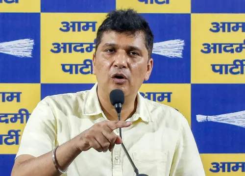 सौरभ भारद्वाज का MCD पर हमला: अनिल शर्मा के कथित अवैध PG पर चार साल से कार्रवाई नहीं