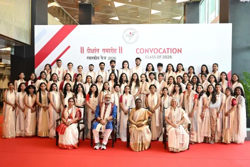 राष्ट्रपति द्रौपदी मुर्मु का निफ्ट दीक्षांत समारोह में संदेश: वैश्विक सोच, भारतीय जड़ें