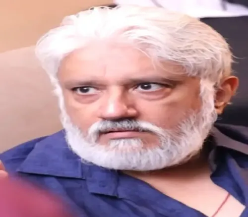 क्या विक्रम भट्ट और उनकी बेटी पर 13.5 करोड़ रुपए की धोखाधड़ी का मामला दर्ज हुआ?