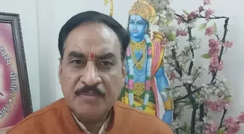 विनोद बंसल ने प्रहलादपुर हत्या पर नाराज़गी जताई, हिंदू समाज के विरोध प्रदर्शन का आह्वान