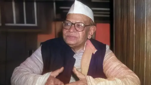 क्या विष्णु प्रभाकर जयंती विशेष में ‘आवारा मसीहा’ और ‘अर्द्धनारीश्वर’ का पाठ पढ़ाया गया?