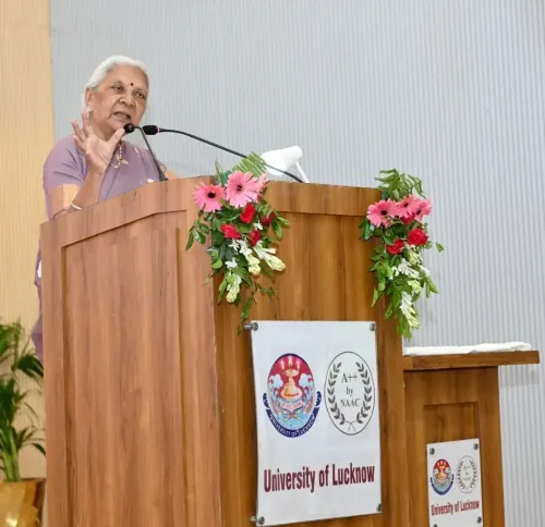 क्या विश्वविद्यालय के विद्यार्थियों को आंगनबाड़ी केंद्रों में जाकर बच्चों को डिजिटल प्रशिक्षण देना चाहिए?