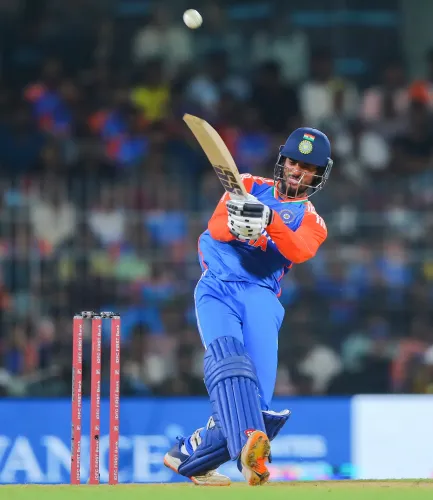 Tilak Varma Aims to Tackle Archer Amidst Falling Wickets
