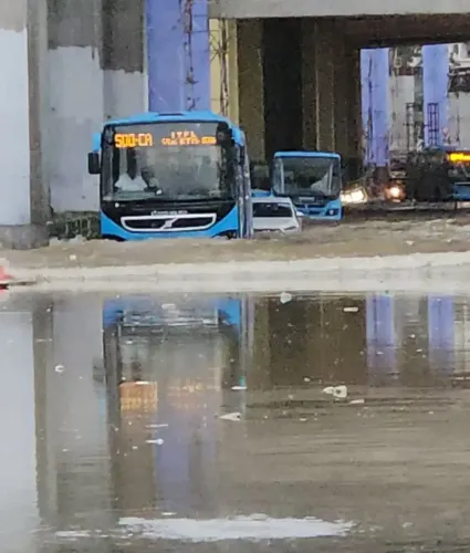 Is Waterlogging Causing Chaos in Bengaluru? BJP Criticizes Government for 'Celebrations Amidst Crisis'