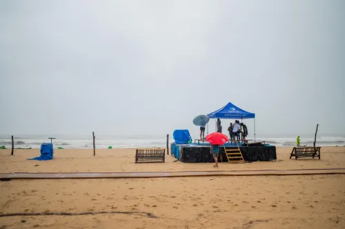 What Caused the Opening Day Cancellation of the Indian Open of Surfing?
