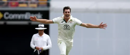 Australia's Head Coach McDonald Praises Squad's Fast Bowlers