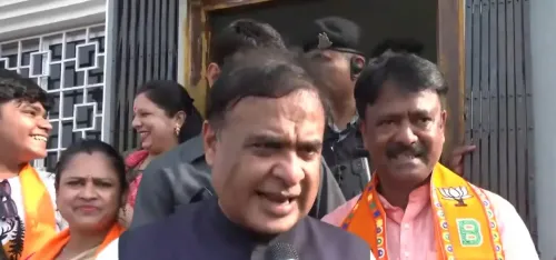 बंगाल चुनाव: हिमंता बिस्वा सरमा का ममता पर तीखा वार — बोले, मांस खाने में भी पीछे नहीं