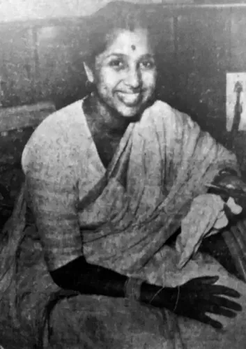 When Asha Bhosle, Kishore Kumar were looked down upon by recordist during struggling days in 1949