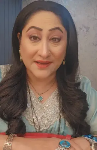 Jayati Bhatia on Mumbai monsoon struggles: 'I'd hitch my sari to my knees'