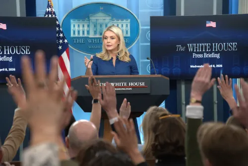 व्हाइट हाउस का स्पष्ट कहना: ईरान पर समुद्री प्रतिबंध पूरी तरह लागू, सीजफायर का अनुरोध असत्य