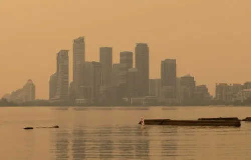 Ontario wildfires choke Toronto, Ottawa with worst air quality globally
