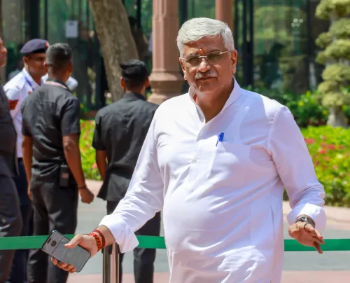 How Will Union Minister Shekhawat Prevent Future Tragedies After Jaipur Hospital Fire?
