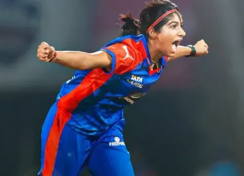 क्या नंदनी शर्मा ने दीप्ति शर्मा की बराबरी कर हैट्रिक लेने वाली चौथी गेंदबाज बन गईं?