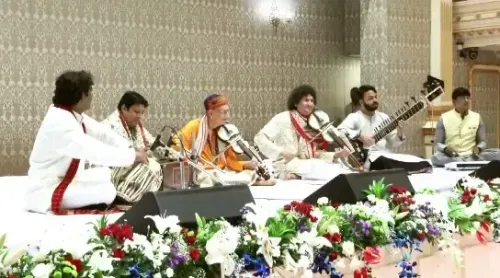 Did PM Modi and Keir Starmer Enjoy a Classical Performance of Ed Sheeran and Arijit Singh's 'Sapphire'?