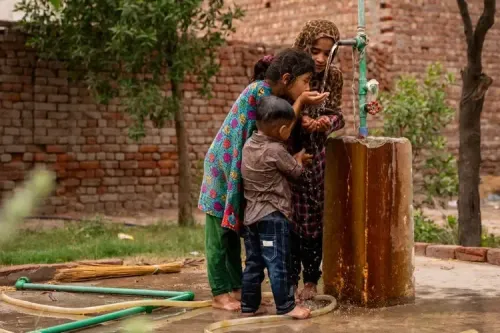 World Bank Group Launches Initiative for Water Access for One Billion by 2030