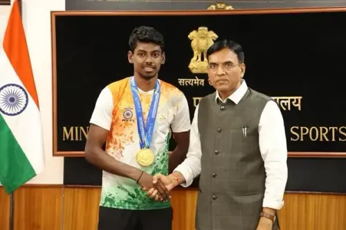 Did Sports Minister Mandaviya Honor World Championship Medal-Winning Skaters?