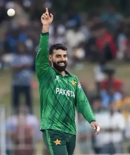 Shahid Afridi Critiques Shadab Khan's Captaincy Potential: 'Not Even Team-Worthy'