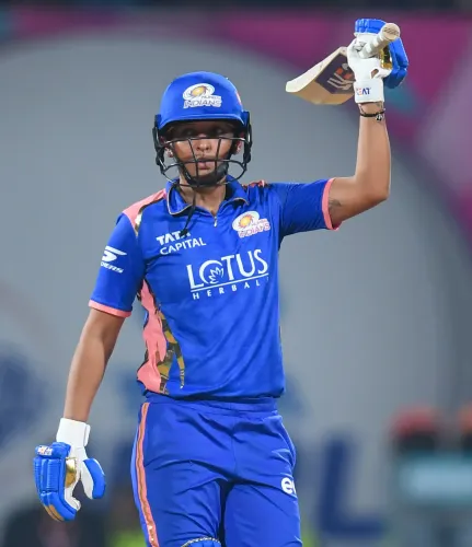 Did Harmanpreet Kaur Praise Youngsters for Their Responsibility in MI's Dominant Win?