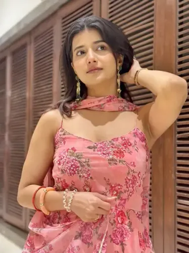 Did Samridhii Shukla Overcome Her Family’s Financial Struggles?