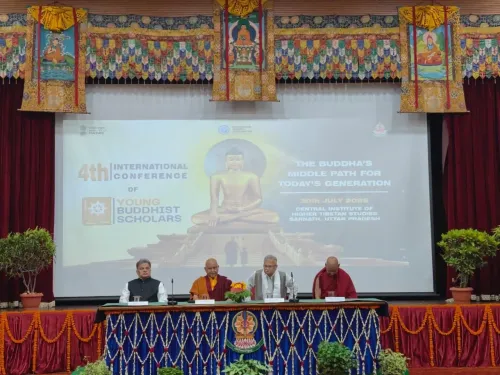 सारनाथ में युवा बौद्ध शोध का चौथा अंतरराष्ट्रीय सम्मेलन, 'मध्यम मार्ग' थीम पर वैश्विक विद्वानों की चर्चा