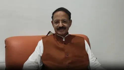 जकात मस्जिदों के लिए नहीं, गरीबों के लिए है — राशिद अल्वी और सैयद फरीद निजामी