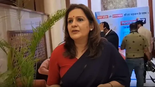 प्रियंका चतुर्वेदी का आरोप: दस्तावेज जमा करने के बाद भी परिवार का नाम मुंबई वोटर लिस्ट से हटाया