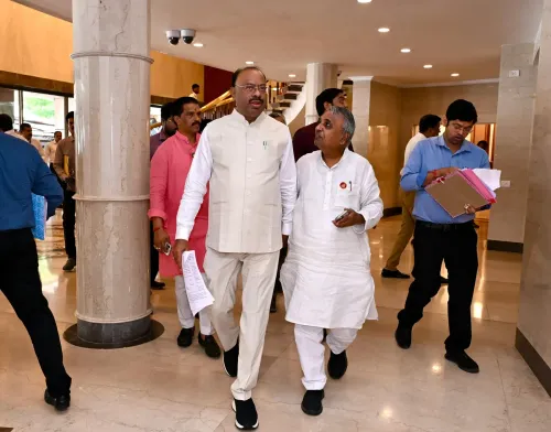 Maharashtra Zero Royalty sand policy for border districts, curbs illegal transport