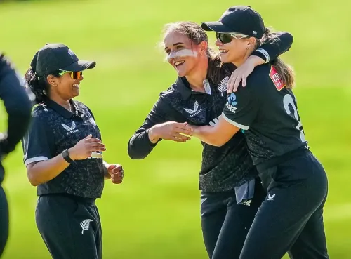 अमेलिया केर ने जिम्बाब्वे के खिलाफ हैट्रिक के साथ बनाया नया रिकॉर्ड