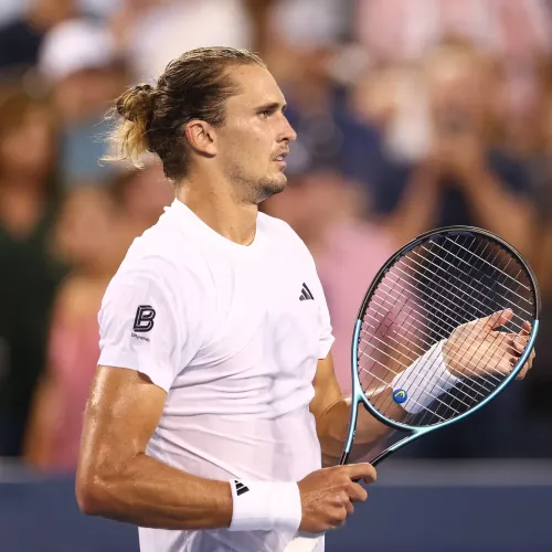 Zverev survives tie-break drama; teen Jodar stuns Tabilo in Cincinnati R16