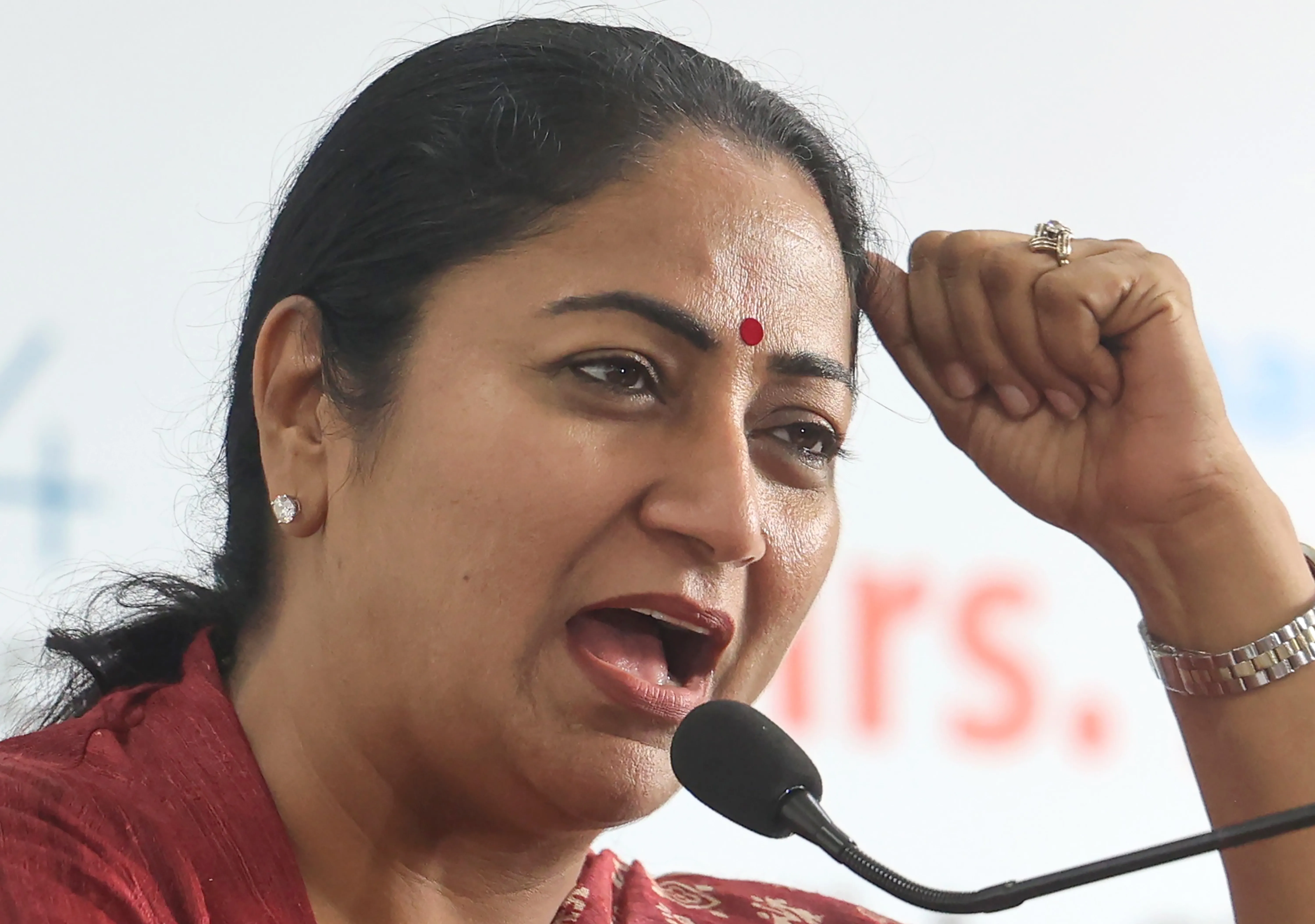 Will Smart Travel Cards and New Bus Routes Transform Delhi's Public Transport?