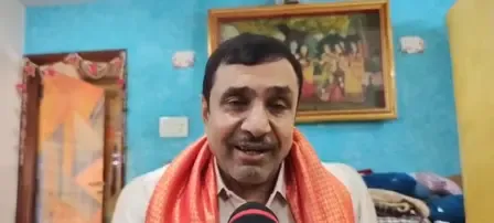 स्मित मच्छार के ससुर बोले — 'को-पायलट ने मारने की कोशिश की, हाथ में फ्रैक्चर'; PM मोदी का जताया आभार
